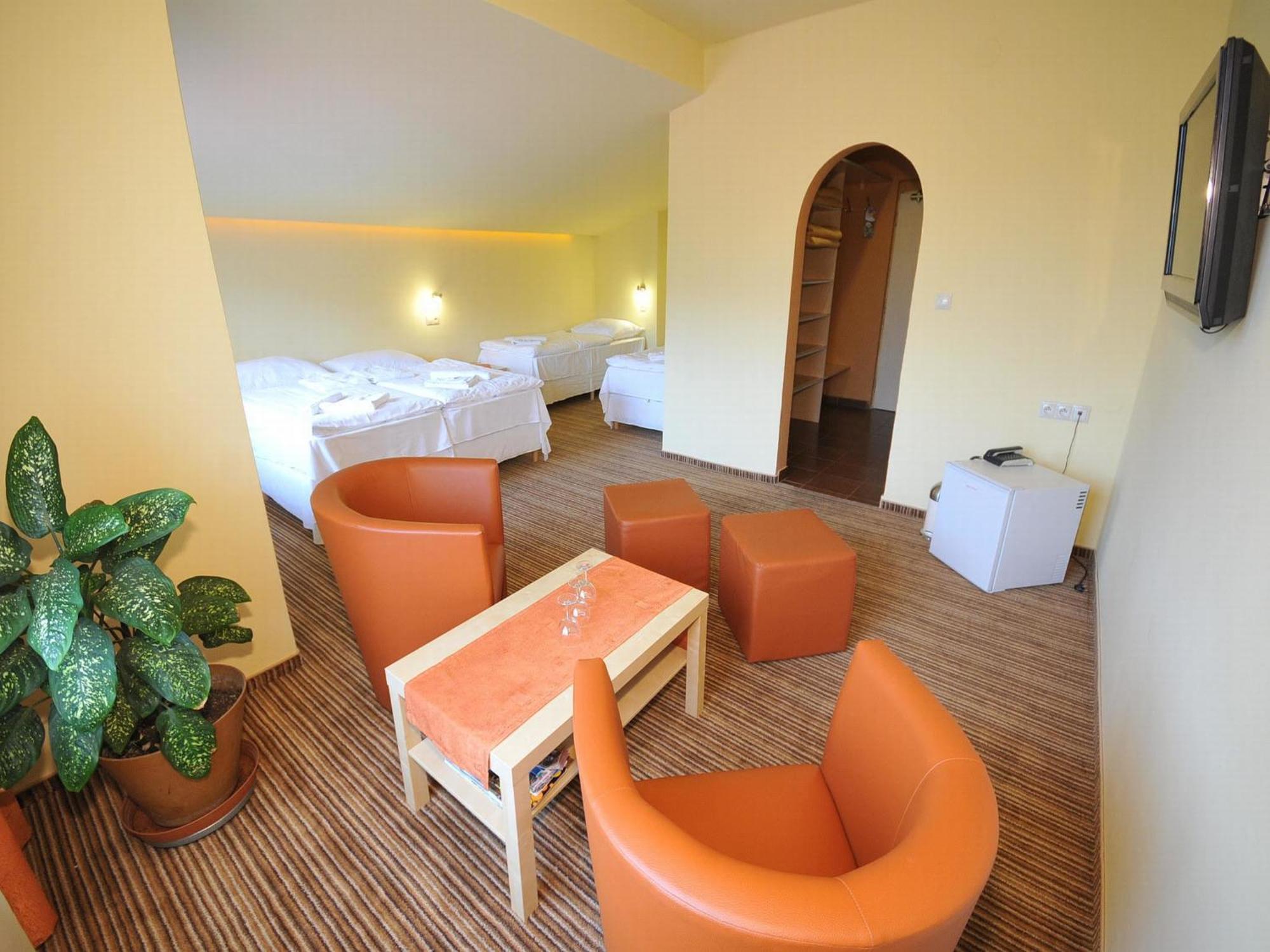 Hotel Cingov Slovensky Raj Spisska Nova Ves Exterior photo